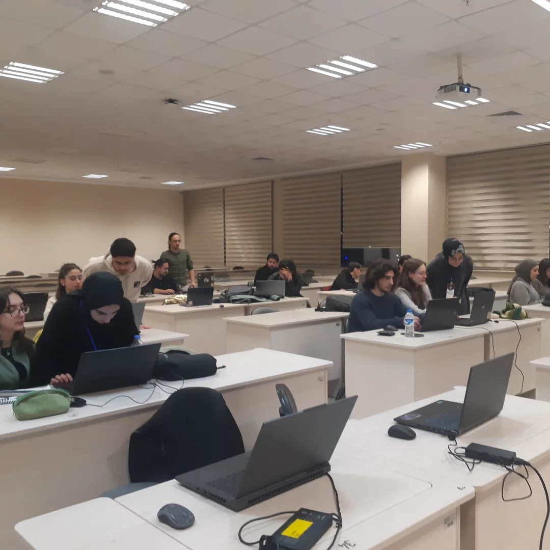 Linux Dünyasına İlk Adımı Attık! 🐧🚀