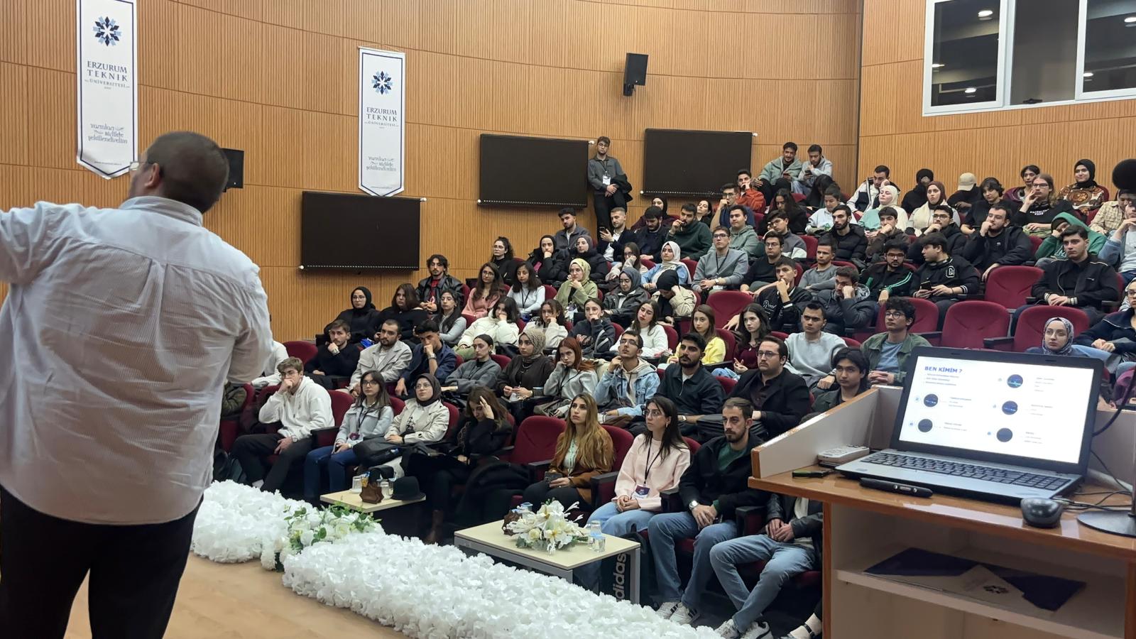 Yazılım Adam Seminer